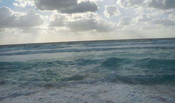 Пляж Playa Delfines
