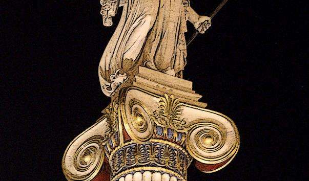 Колона зі статуєю богині Афіни в Афінах