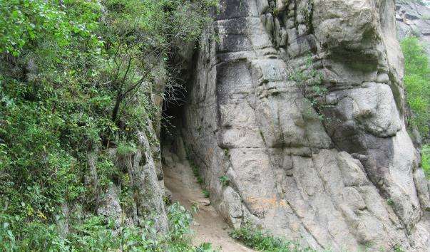 Скит в Аксайського ущелині