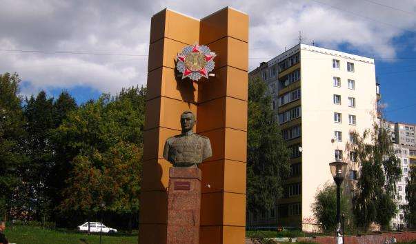 Памятник маршалу Радянського Союзу Рокоссовскому К. К.