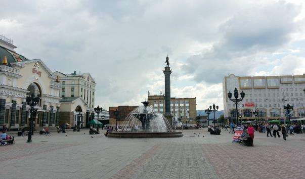Привокзальна площа в Красноярську