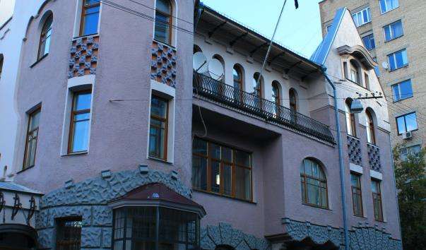 Прибутковий будинок Лоськова – посольство Сирії в Москві