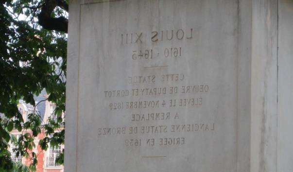 Памятник Людовику XIII