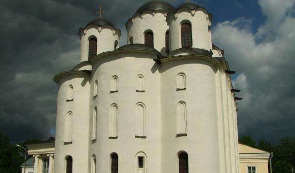 Ніколо-Дворіщенскій собор у Великому Новгороді