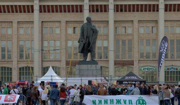 Памятник Леніну в Лужниках