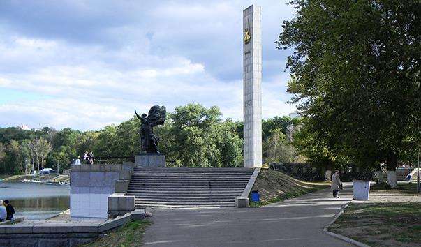 Меморіальний сквер 400-річчя Орла