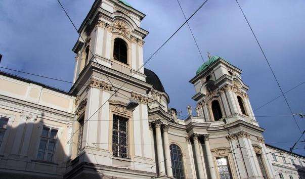 Церква Святої Трійці в Зальцбурзі