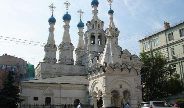 Церква Різдва Богородиці в Путінках