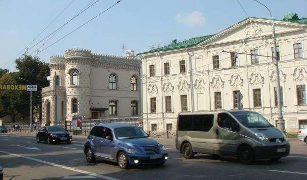 Вулиця Воздвиженка