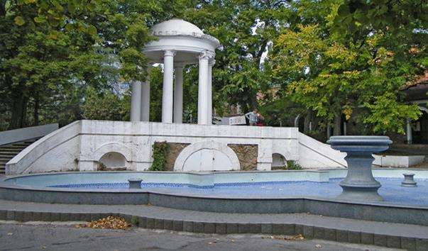 Меморіальна ротонда