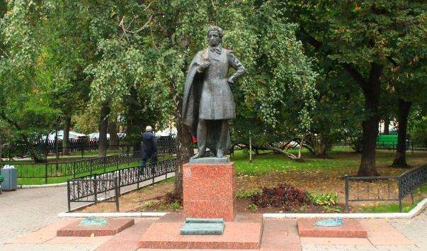 Памятник Пушкіну на Арбаті