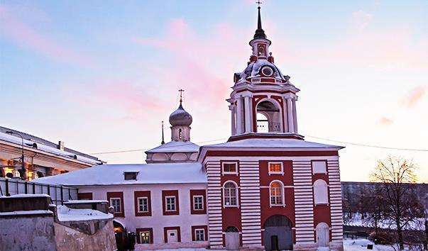 Дзвіниця і келійний корпус Знамянського монастиря