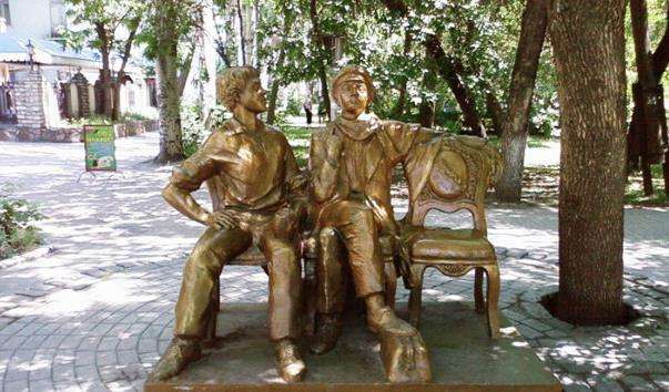 Памятник дітям лейтенанта Шмідта