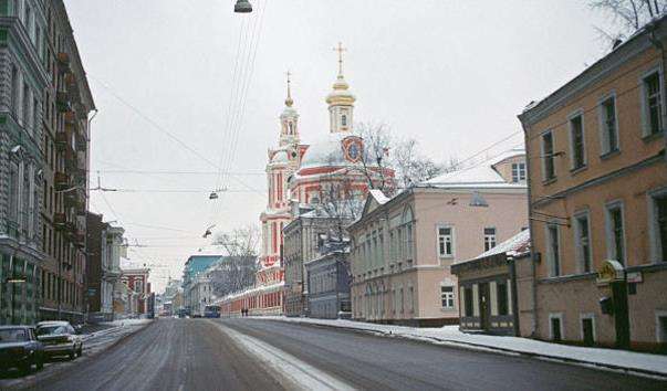 Стара вулиця Басманная