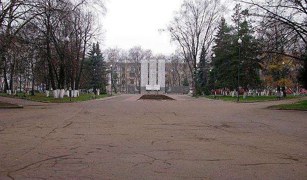 Плац-парадна площа