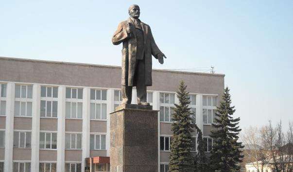 Памятник Леніну в Александрові