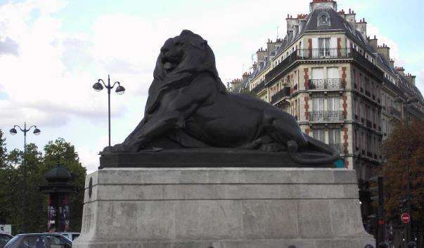 Площа Denfert Rochereau