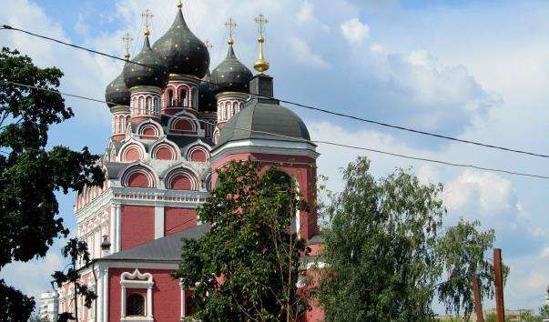 Храм Тихвінської ікони Божої Матері