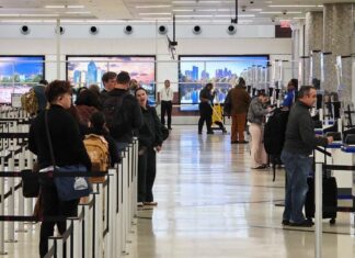 Forte tempesta invernale che attanaglia gli Stati Uniti: interruzioni e caos nei viaggi