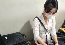 Kobieta udająca stewardesę, aby wsiąść do samolotu, zdemaskowana przez załogę