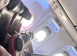 Siedzenia przy wyjściu z rzędów zapadają się w rzędy podczas startu – najnowsze zagrożenie dla bezpieczeństwa linii lotniczych z problemami