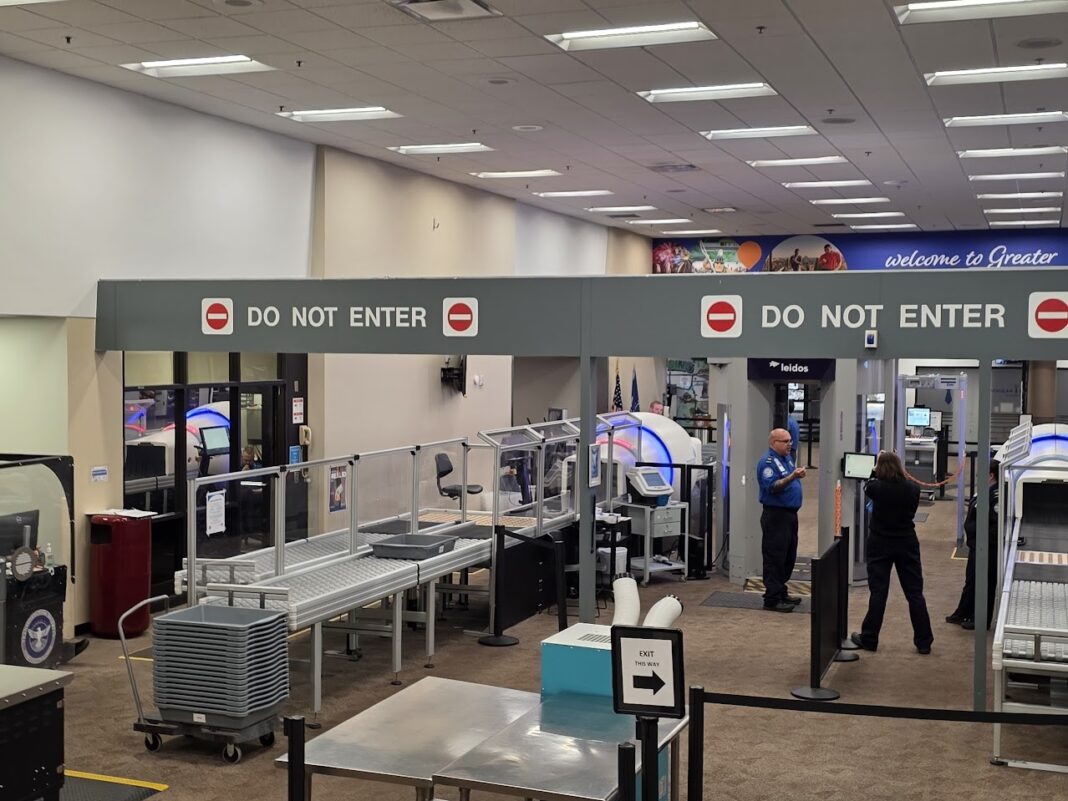 2cecf7f2-0a30-40d6-a295-69c9fe44ad37