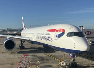 Crew von British Airways nach Konsum von THC-Fruchtgummis ins Krankenhaus eingeliefert