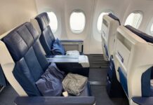 Malaysia Airlines 737 Бізнес-клас: Практичний огляд