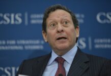 Досьє Епштейна розкриває зв’язки туристичної індустрії