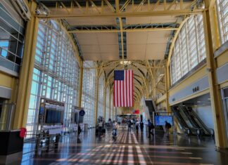 Delta Отменила VIP-Привилегии для Законодателей, Но Особое Отношение Сохраняется