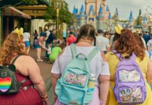 Плюсайз-мандрівниці парками Disney: Переосмислення світу Disney для тіл будь-якого розміру