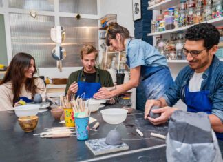 A ascensão das férias por hobby: por que os viajantes desejam experiências práticas