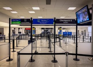O caos na segurança aeroportuária aumenta à medida que a paralisação entra na quarta semana