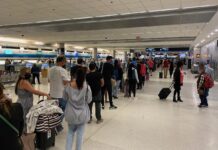 Трамп Дозволив Екстрене Фінансування TSA на Фоні Хаосу в Аеропортах