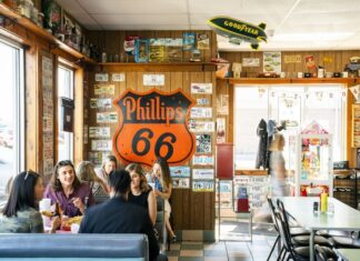 Route 66: Путеводитель по дороге от Чикаго до Сент-Луиса