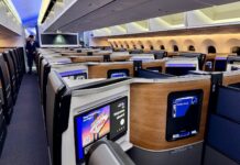 United Airlines запускає ультра-люксовий Dreamliner «Elevated» на дебютному рейсі до Сінгапуру