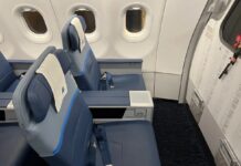 JetBlue жертвує місцем для ніг заради прибутку: запуск Blue First
