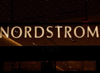 De ultieme Nordstrom-jubileumuitverkoopgids voor reizigers (2026)
