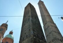 Вежа в Болоньї: як дізнатися про середньовічну фортецю міста